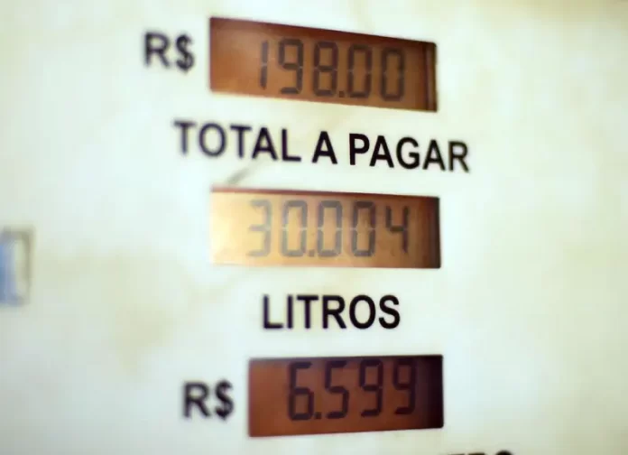 preços de combustíveis
