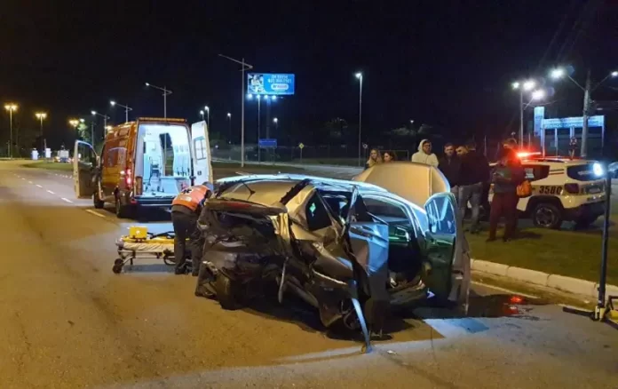 3 motoristas disputando racha provocam a morte de outra pessoa na Beira-mar