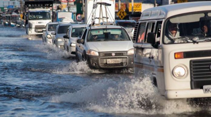 Maré alta em Florianópolis