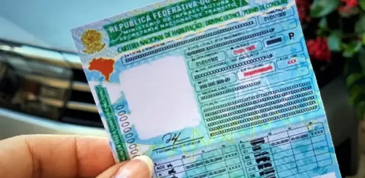 Carteira Nacional de Habilitação tem novo modelo - CNH