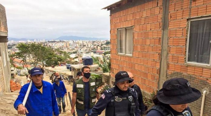Prefeitura de Florianópolis realiza operação conjunta de combate a construções irregulares no Continente