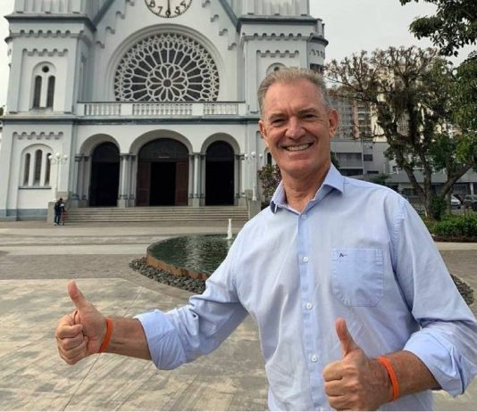 Odair Tramontin é confirmado como candidato ao governo estadual pelo Novo