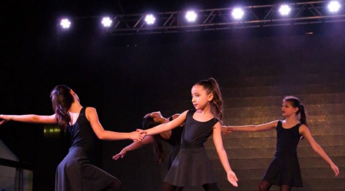 Festival de Dança do Shopping Itaguaçu