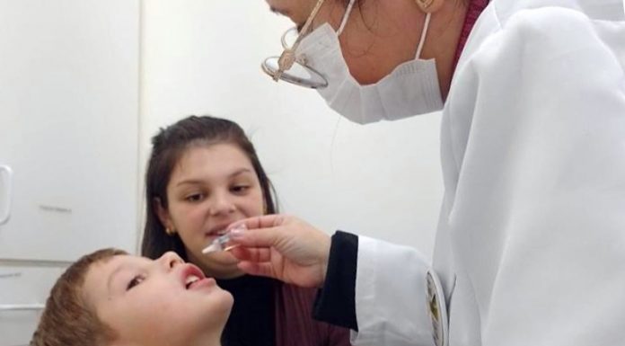 Vacinação de crianças na Grande Florianópolis