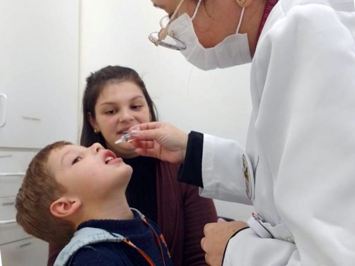 Vacinação de crianças na Grande Florianópolis