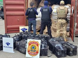 Carga milionária de cocaína apreendida no porto de Navegantes Carga de 550 kg cocaína apreendida em Navegantes