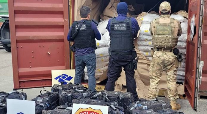 Carga de 550 kg cocaína apreendida em Navegantes
