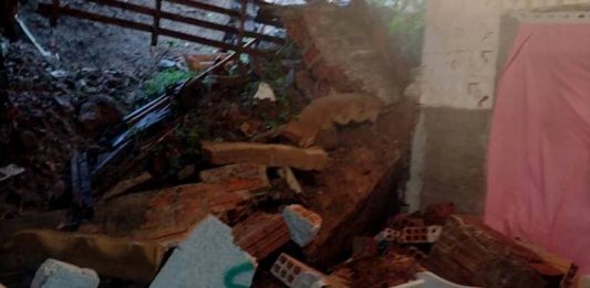 No momento há 54 famílias cujas casas foram interditadas pela Defesa Civil após eventos climáticos