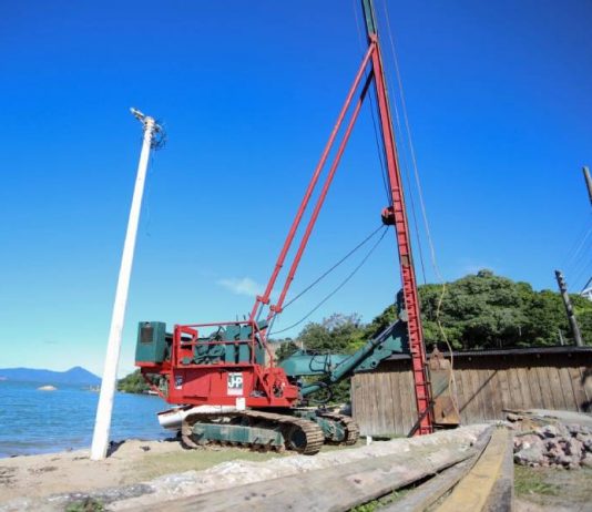 Obra de revitalização da orla de Coqueiros é retomada Retomada a obra de revitalização da orla de Coqueiros