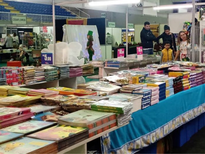 Bienal do Livro de São José é aberta