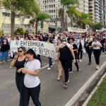 Cerca de 500 pessoas participaram do ato nesta sexta em Florianópolis