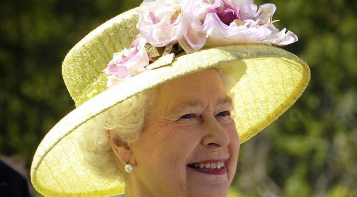 Rainha Elizabeth II morre aos 96 anos