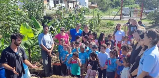 crianças da rede municipal aprendem sobre compostagem