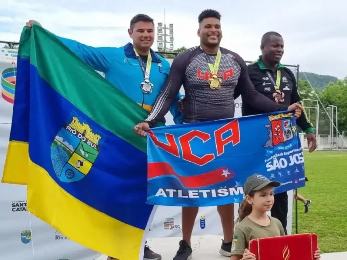 São José é campeã geral no Atletismo Masculino e Feminino dos Jasc