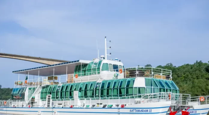 Catamarã em Florianópolis terá 3 andares e passeio de 2 horas