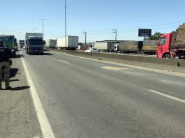 Manifestantes permanecem com 28 bloqueios em SC