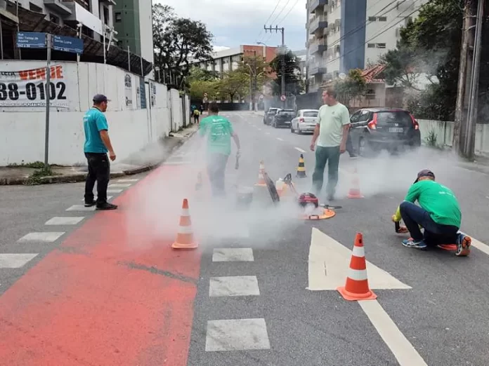 Sete imóveis são multados em Florianópolis por irregularidade de esgoto