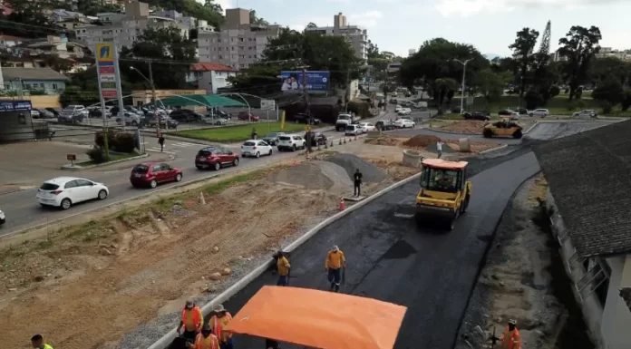 Edu Vieira: iniciada a pavimentação asfáltica do último trecho em obras de duplicação