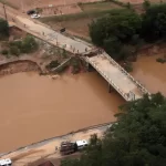 Ponte em Santo Amaro da Imperatriz sobre o Rio Cubatão