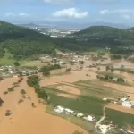 Diversas cidades de SC ficaram alagadas