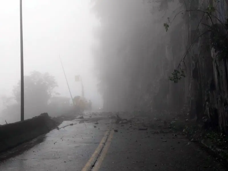 Serra do Rio do Rastro tem deslizamentos e está interditada