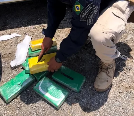 Carga milionária de cocaína é apreendida em Palhoça Carga de milionária de cocaína é apreendida em Palhoça