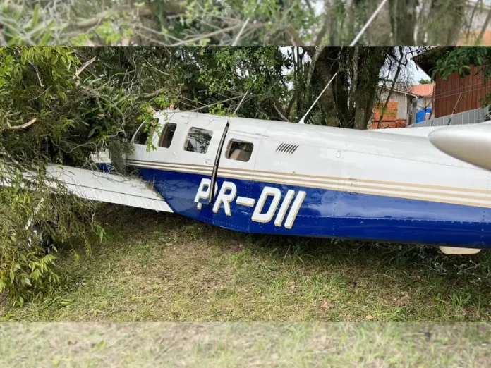 acidente com monomotor em Imbituba