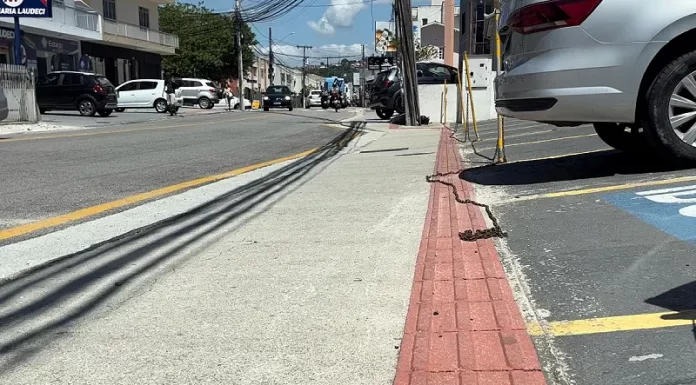 Prefeitura vai disponibilizar projetos para adequar calçadas em Campinas e Kobrasol