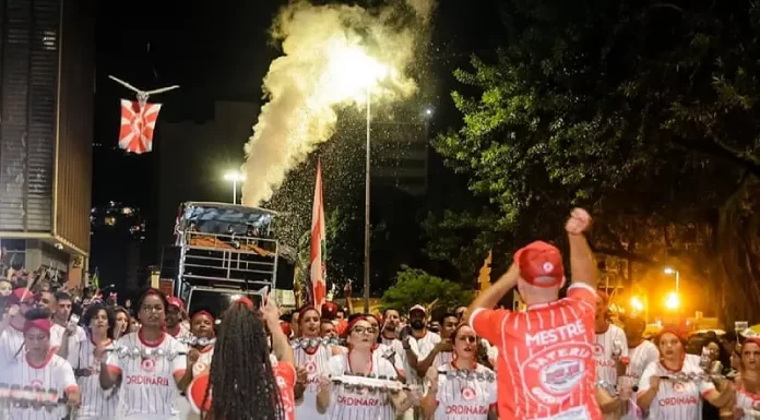 Desfiles de ensaio das escolas de samba de Florianópolis