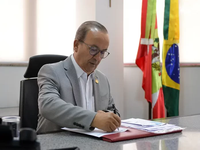 Governador Jorginho Mello