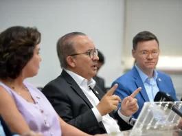 Jorginho expõe situação financeira do estado e afirma faltar R$ 2,8 bi para promessas Jorginho Mello fala sobre finanças do estado