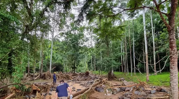 Deslizamento destruiu residência no Morro do Pico, em Rodeio