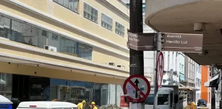 Começa a reforma do piso no Centro Histórico de Florianópolis