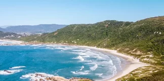 Praia da Galheta, em Florianópolis