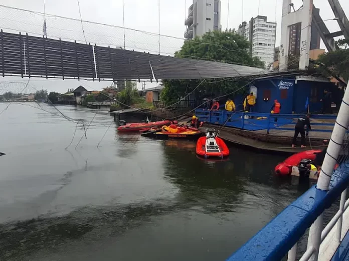 Busca por última pessoas desaparecida em queda de ponte pênsil é interrompida