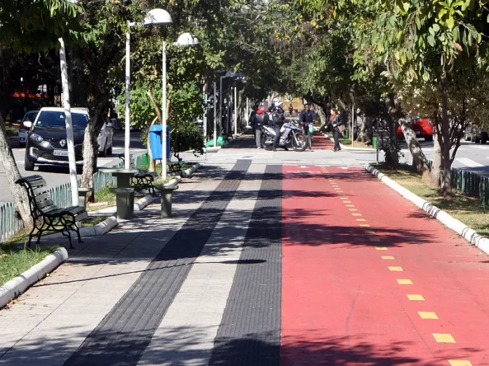 Calçadão da Av. Hercílio Luz, em Florianópolis