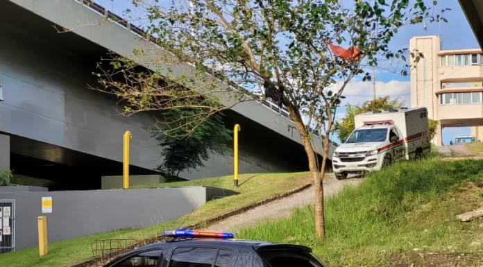 Homem morre eletrocutado tentando roubar fiação na Ponte Pedro Ivo Campos