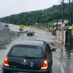 Chuva causa pequenos alagamentos e acidentes em vias da Grande Florianópolis