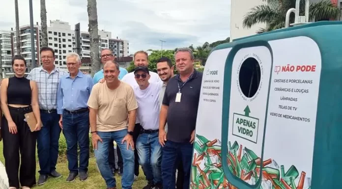 Lixeiras para coleta de vidros começam a ser instaladas em São José