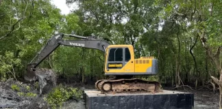 Pacto pelo Saneamento: Depois de décadas sob processo de assoreamento, Prefeitura inicia desobstrução de canal artificial de drenagem ligado ao Rio Tavares