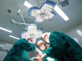 Fila de cirurgias eletivas é reduzida em mais de 10 mil pacientes em 3 semanas Programa de cirurgias eletivas