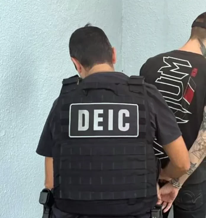 Grupo de neonazistas é preso novamente após desembargador reverter decisão de colega