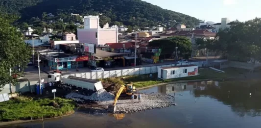 Começa a construção da nova ponte da Lagoa da Conceição Prazo é de dois anos e custo de R$ 53 milhões.