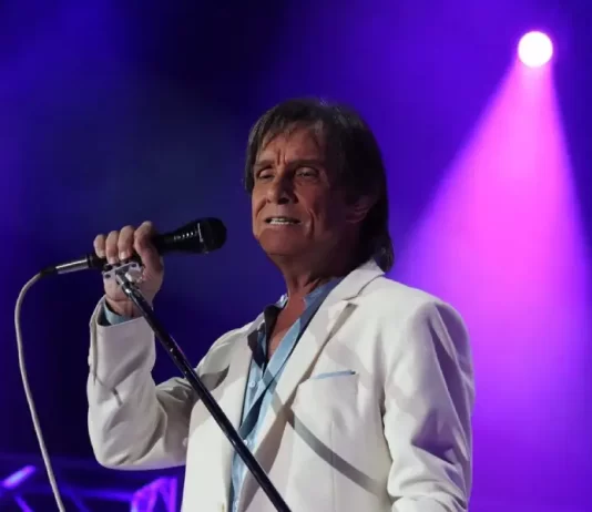 Roberto Carlos fará show no Hard Rock Live em maio Roberto Carlos