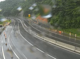 BR-376 será liberada e BR-280 segue interditada BR-376 na Serra do Mar em Guaratuba, Paraná