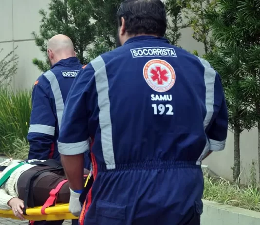 Ambulâncias do Samu e Bombeiros podem levar pacientes a hospitais particulares Atendimento do Samu
