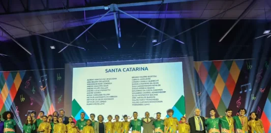 92 estudantes catarinenses premiados na Olimpíada de Matemática Premiação da OBMEP