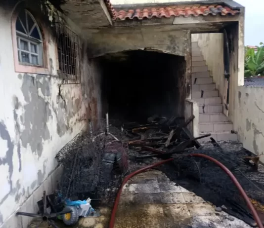 Homem põe fogo em residência em São José Homem colocou fogo em residência em São José