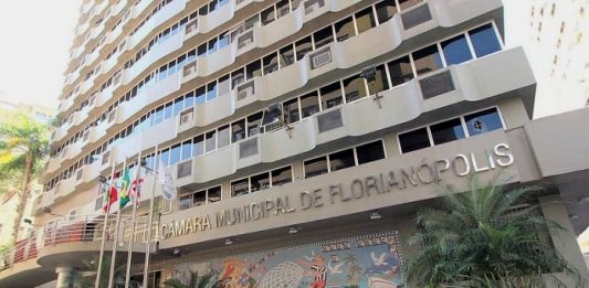 Auxílio-alimentação de vereadores em Florianópolis é reajustado Câmara Municipal de Florianópolis