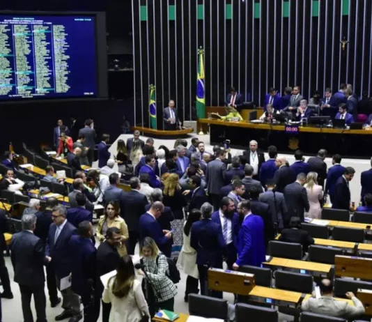 Câmara aprova proposta da reforma tributária Aprovação da reforma tributária na Câmara dos Deputados